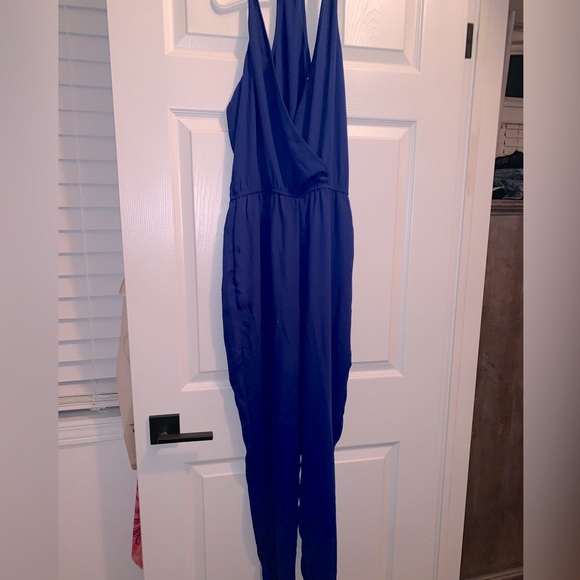 Forever 21 pocketed linen romper, size small - Picture 1 of 4